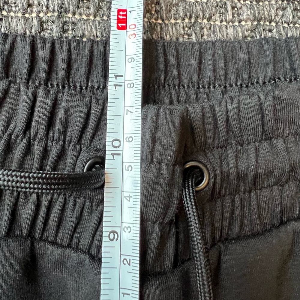 NWT Old Navy women’s Dynamic Fleece high rise waisted joggers Black XS - Picture 10 of 16
